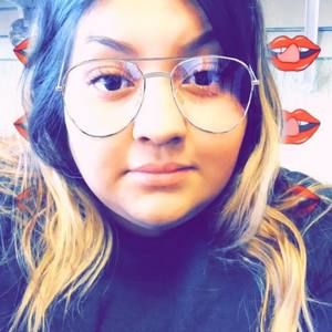 Meet your Posher, Carolina